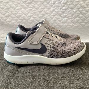 Little boys Nikes 12C